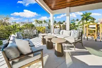 Las Palmas by Beachside Management