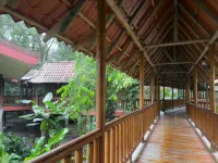Hotel El Bambu