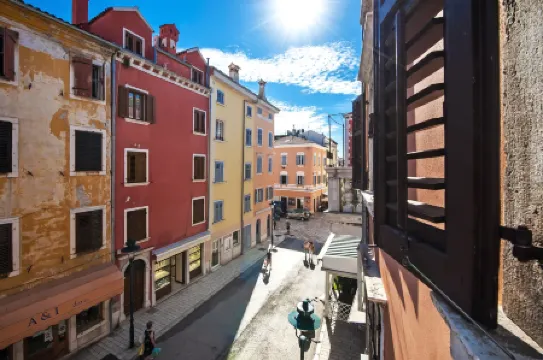 Nel Centro City Apartment