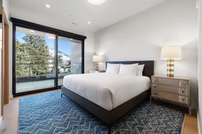 The Glenwood by Jackson Vacations Hotels near National Elk Refuge