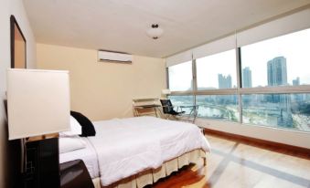 Deluxe Apartment Avenida Balboa - Housity