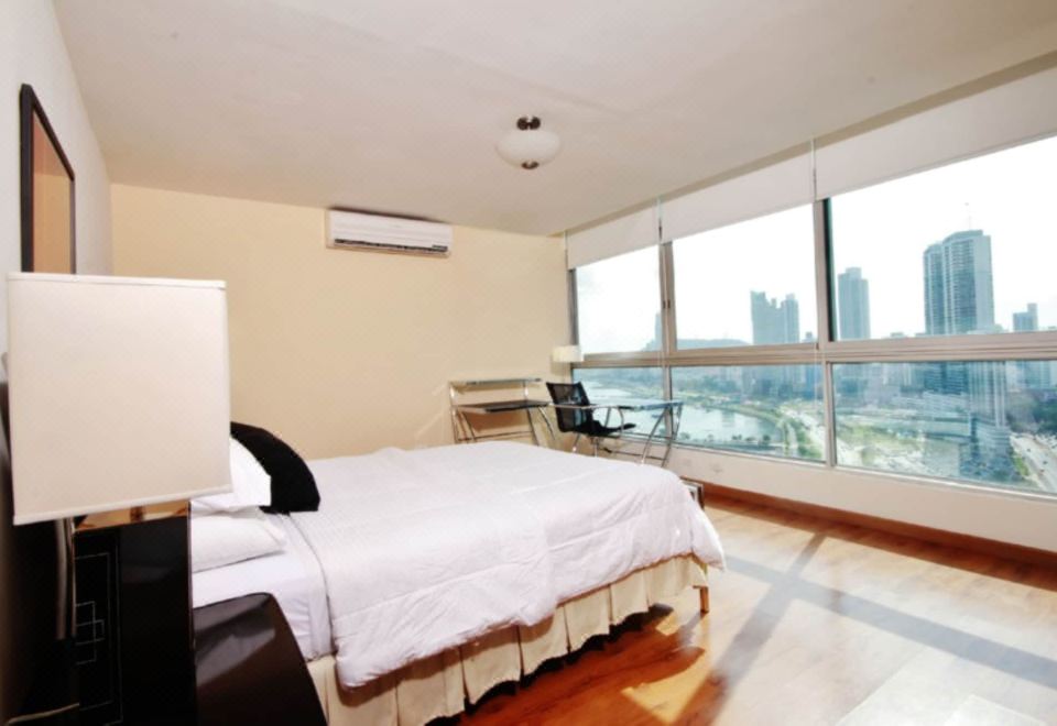 Deluxe Apartment Avenida Balboa - Housity
