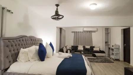 8 Bedrooms Penthouse Jacuzzi & Private Terrace