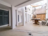 Athens Residence Apartments Отели рядом с достопримечательностью «Кукаки»