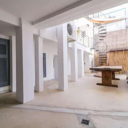 Athens Residence Apartments Отели рядом с достопримечательностью «Холм Филопаппа»