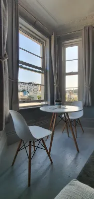 Rocky Cove Bed and Breakfast - parking