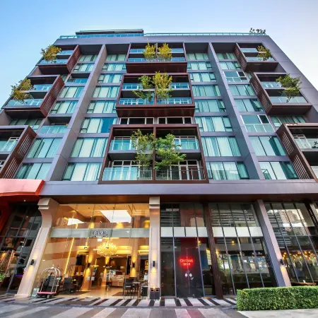 Civic Horizon Hotel & Residence Отели рядом с достопримечательностью «Станция надземного метро Ekkamai»