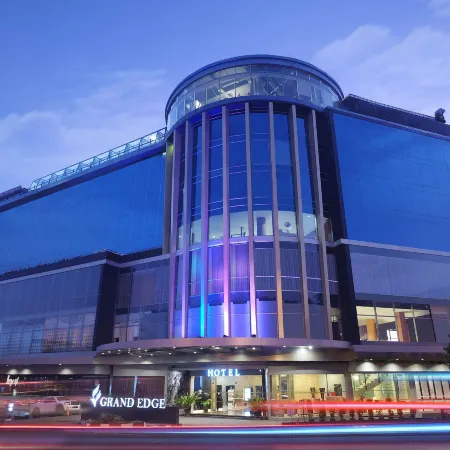 Grand Edge Hotel Semarang