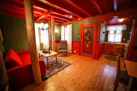 Vesterland Feriepark Hytter, Hotell og Leikeland