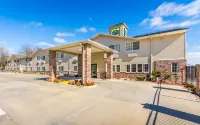 Wamego Inn and Suites