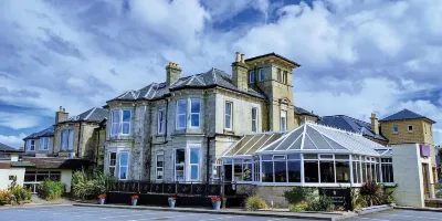 Fairfield House Hotel Hotels near Cafe maxx at tk maxx