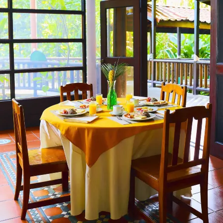 Aninga Lodge