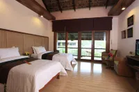 VC@Suanpaak Boutique Hotel & Service Apartment - parking