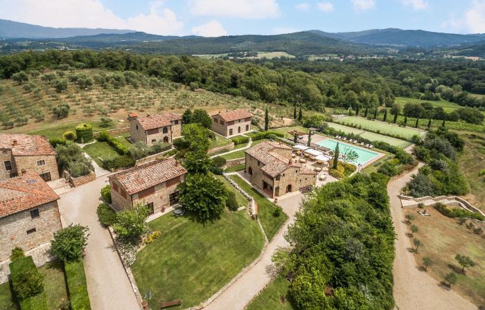 Poggio Cennina Resort & I Borghi Della Selvaccia