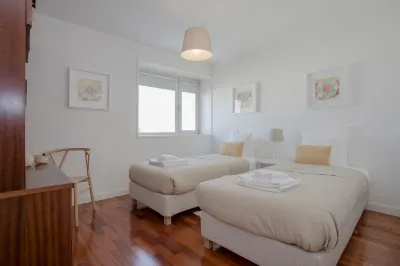 Liiiving - Bright Light Apartment