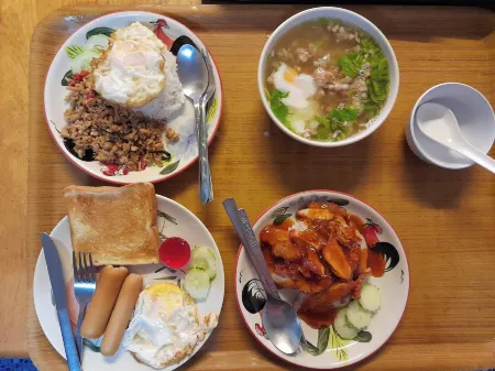 The Residence Hotel Отели рядом с достопримечательностью «Faculty of Veterinary Medicine Chiang Mai University»