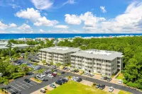 Seagrove Highlands by Panhandle Getaways - Parkplatz