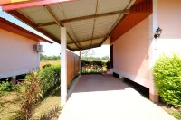 Paktraporn Resort Hotel di Renu Nakhon