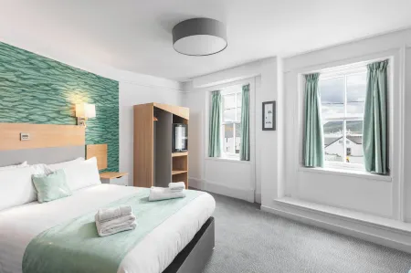 Caledonian Hotel 'a Bespoke Hotel’ Отели рядом с достопримечательностью «Meall Mhor - Ullapool Hill»
