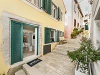 Yellow House Rovinj Hotels in Rovinj