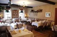 Echo Lake Inn Hotel di Cavendish