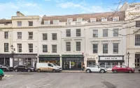 FoxHouse Studio Apartments