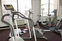 Radisson Hotel Bismarck - Gym
