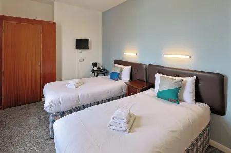 OYO the Southcliff Hotel