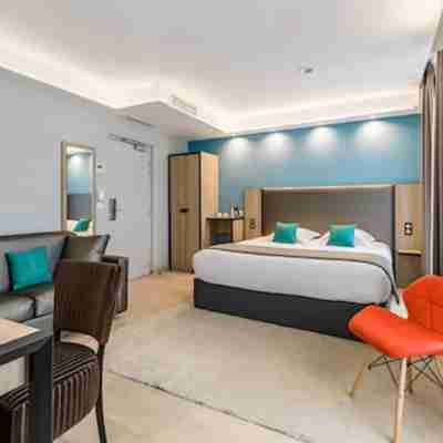 Grand Hôtel Clichy Paris Rooms