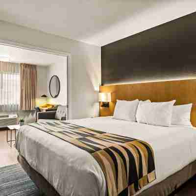 Oxford Suites Redding Rooms