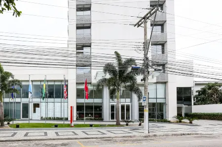 ラマダ ホテル & スイーツ カンポス ドス ゴイタカゼス