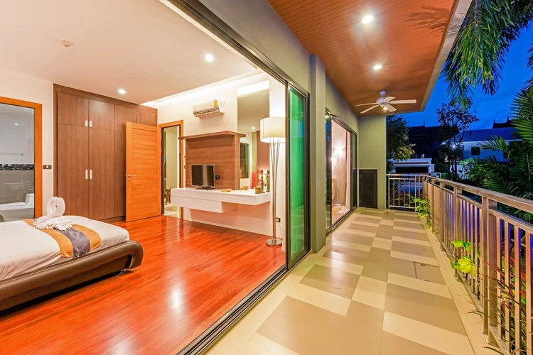 รูปภาพของฉลอง มิราเคิล เลควิว