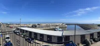 2Bed Maisonette-Sleeps 4-Balcony Sea Views Wifi