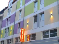 City Hotel Wiesbaden Отели рядом с достопримечательностью «Вестенд»