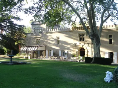 Domaine du Val de Cèze Hotels in Goudargues