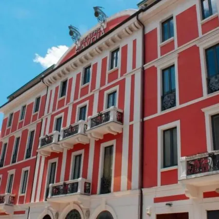 Sweet House