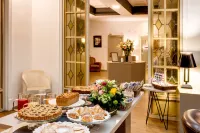 V Collection Piazza Farnese Luxury Suites - Завтрак
