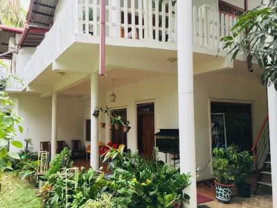 Sudu Neluma Home Stay Hotels in 