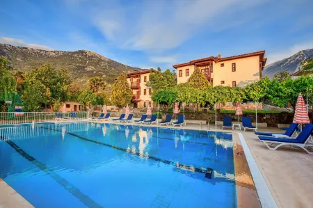 Mese Suites Отели в г. Oludeniz Mahallesi