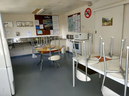 Picton's Waikawa Bay Holiday Park Отели в г. Punga Cove