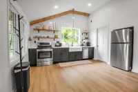 Romantic Getaway in Ellicottville Close to Everything!