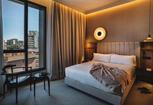 피나르 플라자 주변 명소