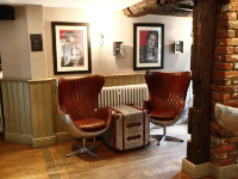 The Bell and Bottle Hotels in Maidenhead