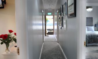 Elagh View Bed & Breakfast