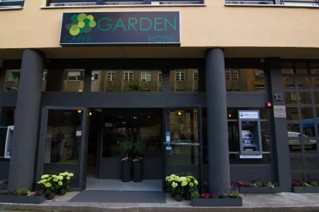 Garden Hotel