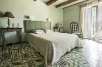 Clos BB Hotels in Le Beausset
