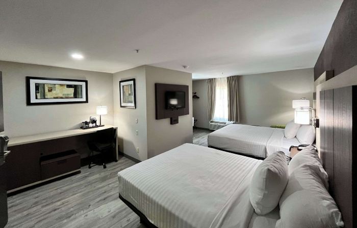 Quality Inn & Suites at Airport Blvd I-65