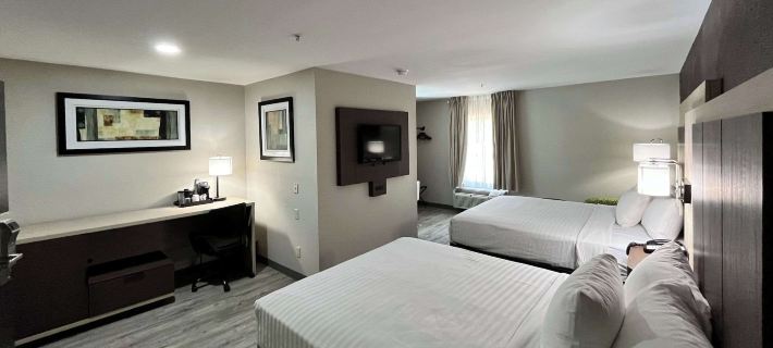 Quality Inn & Suites at Airport Blvd I-65 Hotels in Mobile