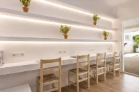 盧斯阿科斯公寓式酒店