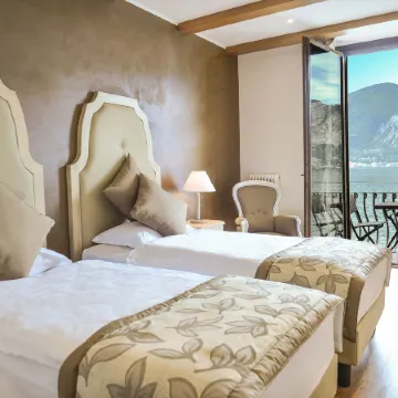 Lake Front Hotel Brenzone